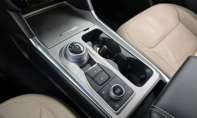 Ford Explorer 2022, 67521 км, за 20806.08 USD - фото 9
