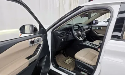 Ford Explorer 2022, 67521 км, за 20806.08 USD - фото 10