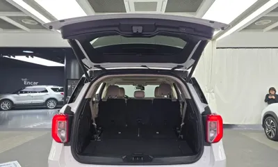 Ford Explorer 2022, 67521 км, за 20806.08 USD - фото 20