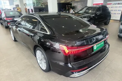 Audi A6L 2023, 80800 км, за 37147 USD