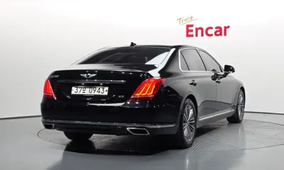 Genesis EQ900 2016, 136064 км, за 9051.87 USD