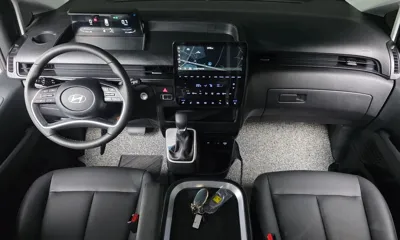 Hyundai Staria 2025, 5116 км, за 21433.24 USD - фото 7
