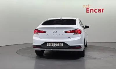 Hyundai Avante 2019, 135748 км, за 5949.24 USD