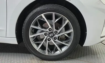 Hyundai Avante 2019, 135748 км, за 5949.24 USD
