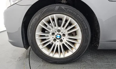 BMW 5-Series 2015, 57355 км, за 10404.36 USD