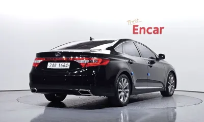 Hyundai Grandeur 2016, 169110 км, за 5219.69 USD