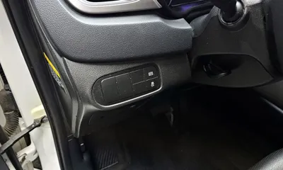 Kia Carens 2016, 19932 км, за 6541.13 USD - фото 19
