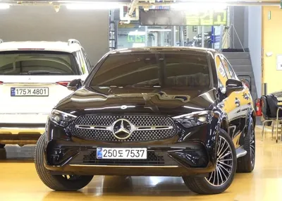 Mercedes-Benz GLC-Class 2024, 38000 км, за 47557.03 USD