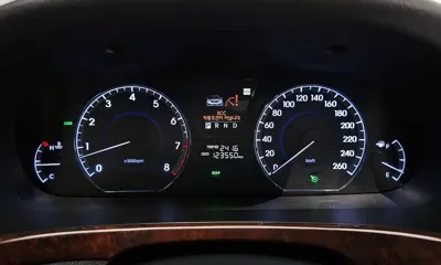 Hyundai Equus 2012, 123550 км, за 6381.45 USD - фото 8