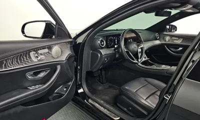 Mercedes-Benz E-Class 2022, 57684 км, за 26158.92 USD - фото 12