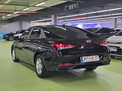 Hyundai Avante 2022, 58950 км, за 9649.47 USD