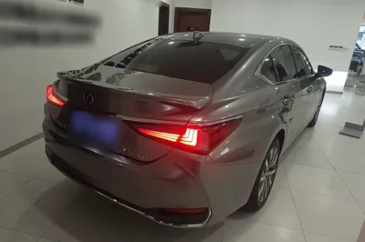 Lexus ES 2020, 135200 км, за 24704 USD - фото 6
