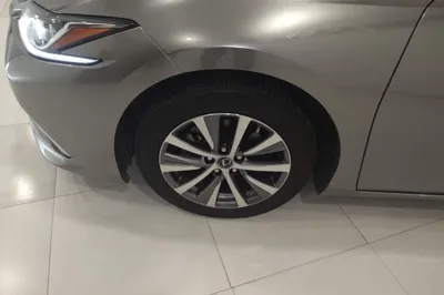 Lexus ES 2020, 135200 км, за 24704 USD - фото 8