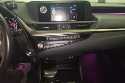 Lexus ES 2020, 135200 км, за 24704 USD - фото 16