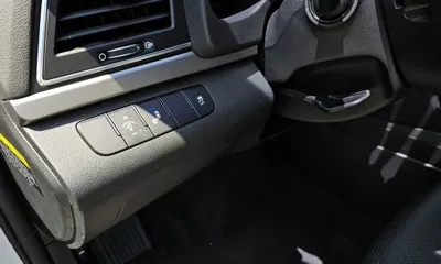 Hyundai Avante 2018, 184764 км, за 4810.5 USD - фото 19