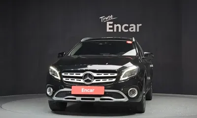 Mercedes-Benz GLA-Class 2019, 121422 км, за 9518.18 USD