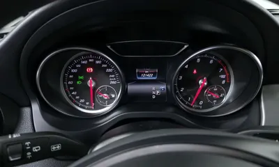 Mercedes-Benz GLA-Class 2019, 121422 км, за 9518.18 USD - фото 8
