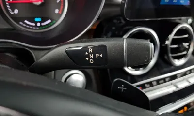 Mercedes-Benz GLC-Class 2019, 59248 км, за 19495.86 USD - фото 9
