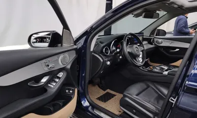 Mercedes-Benz GLC-Class 2019, 59248 км, за 19495.86 USD - фото 10
