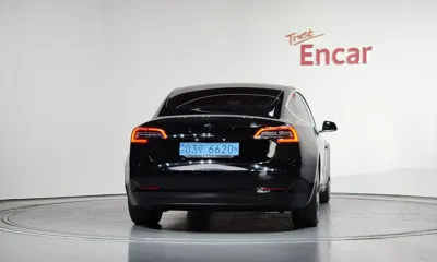Tesla Model 3 2020, 112531 км, за 14651.29 USD