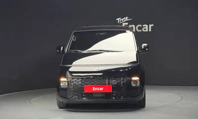 Hyundai Staria 2023, 33166 км, за 17814.55 USD