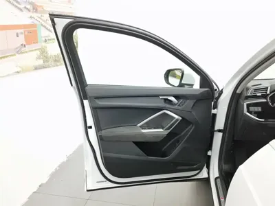Audi Q3 2020, 61800 км, за 13654.83 USD - фото 8