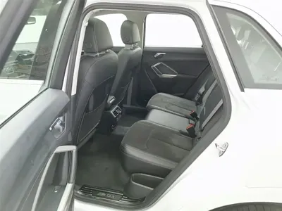 Audi Q3 2020, 61800 км, за 13654.83 USD - фото 15