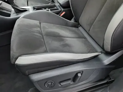 Audi Q3 2020, 61800 км, за 13654.83 USD - фото 20