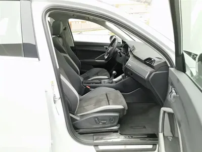 Audi Q3 2020, 61800 км, за 13654.83 USD - фото 23