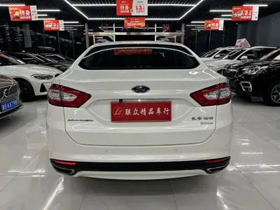 Ford Mondeo 2016, 110000 км, за 4812.63 USD