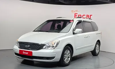 Kia Canival · 2013 год
