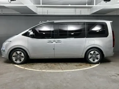 Hyundai Staria 2022, 31067 км, за 19698.59 USD