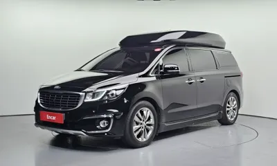 Kia Canival · 2018 год