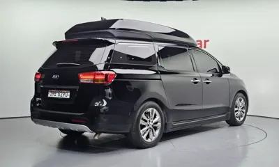 Kia Canival 2018, 143023 км, за 10305.89 USD