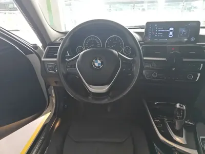 BMW 3 Series 2016, 129200 км, за 7923.23 USD - фото 7