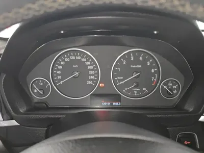 BMW 3 Series 2016, 129200 км, за 7923.23 USD - фото 8