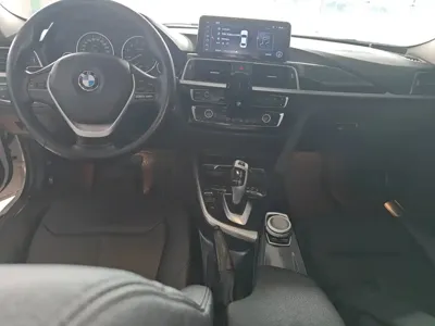 BMW 3 Series 2016, 129200 км, за 7923.23 USD - фото 9