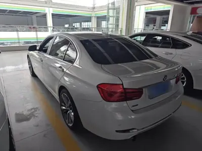 BMW 3 Series 2016, 129200 км, за 7923.23 USD - фото 23