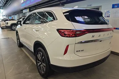 Haval H6 2022, 28800 км, за 11810 USD