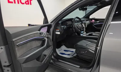 Audi e-tron 2020, 98797 км, за 27748.32 USD - фото 10
