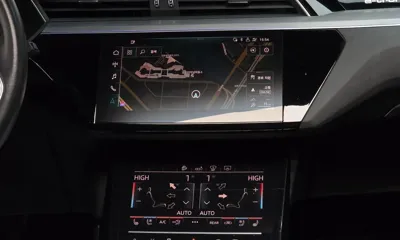 Audi e-tron 2020, 98797 км, за 27748.32 USD - фото 14