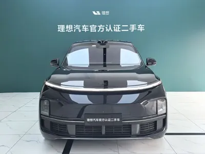 Li Auto Li L9 2023, 70000 км, за 35284.78 USD