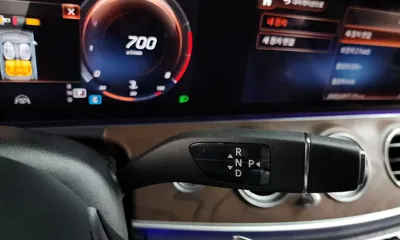 Mercedes-Benz E-Class 2021, 59727 км, за 22778 USD - фото 9