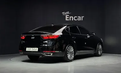 Kia K7 2016, 55416 км, за 8527.24 USD