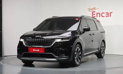 Kia Canival · 2023 год