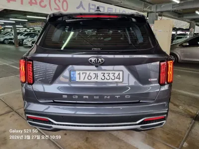 Kia Sorento 2021, 68239 км, за 18905.08 USD