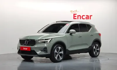 Volvo XC40 · 2023 год