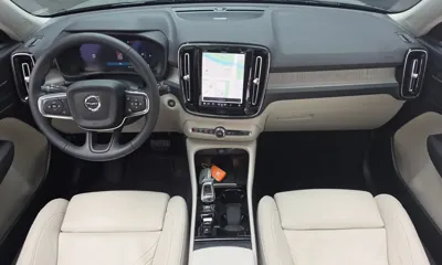 Volvo XC40 2023, 6796 км, за 28160.69 USD - фото 7