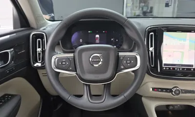 Volvo XC40 2023, 6796 км, за 28160.69 USD - фото 14