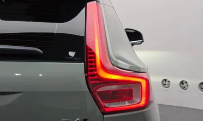 Volvo XC40 2023, 6796 км, за 28160.69 USD - фото 23